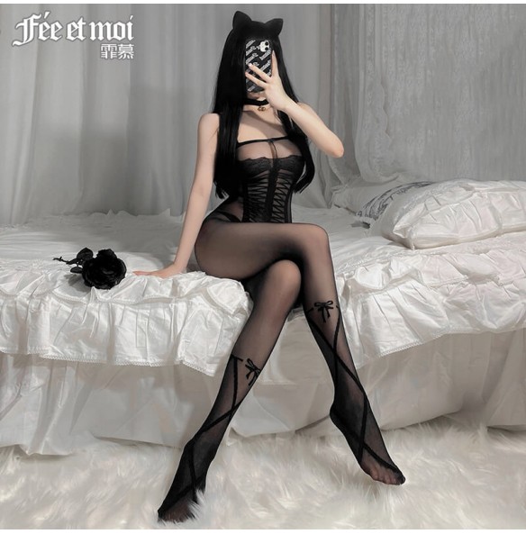 FEE ET MOI Fake Bundling Vest Hollow Body Stockings (Black) FEE ET MOI Fake Bundling Vest Hollow Body Stockings (Black)